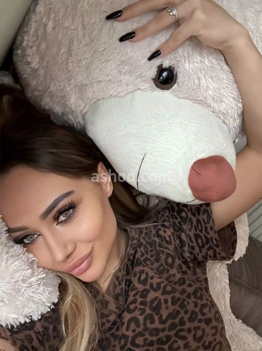 Секс без эмоций: ледяные страсти и оранжевое небо. Кто в мире интим-досуга работает честно?